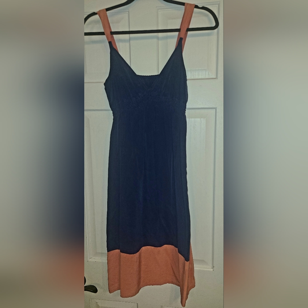 VINTAGE 12th Street by Cynthia Vincent Navy and Coral 100% Silk Slip Dress